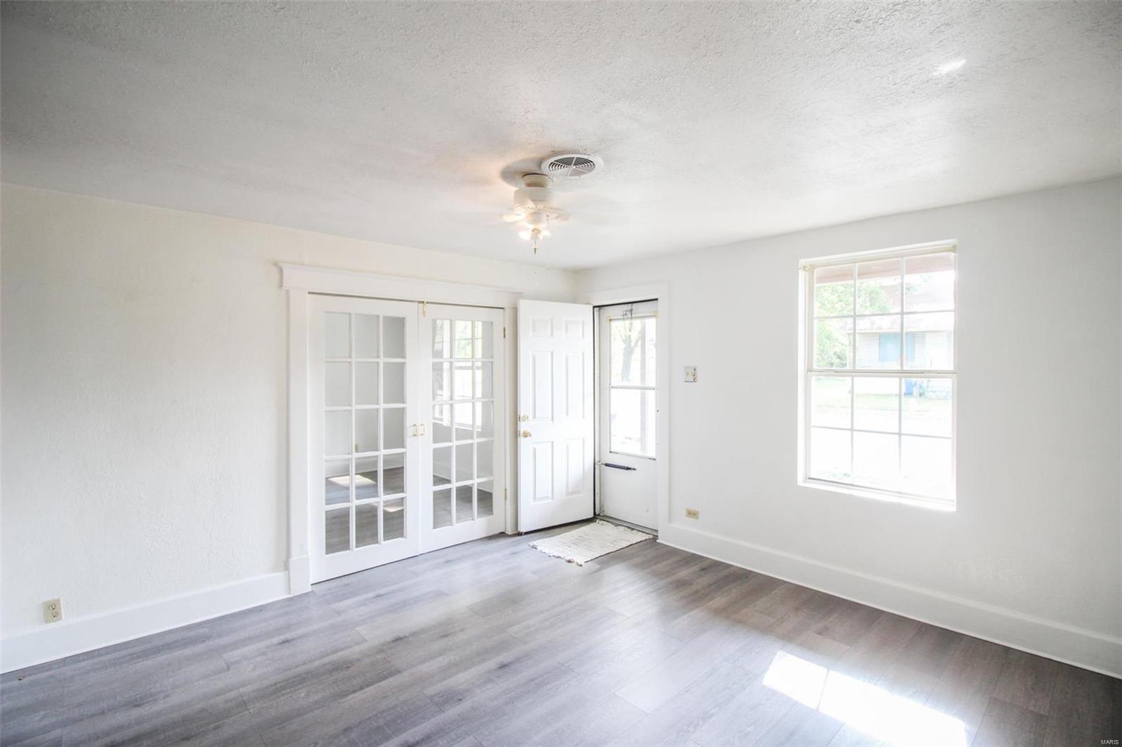 1333 Rhodes Street Granite City, IL 62040 - Photo 5 of 18 Gallery Image 5