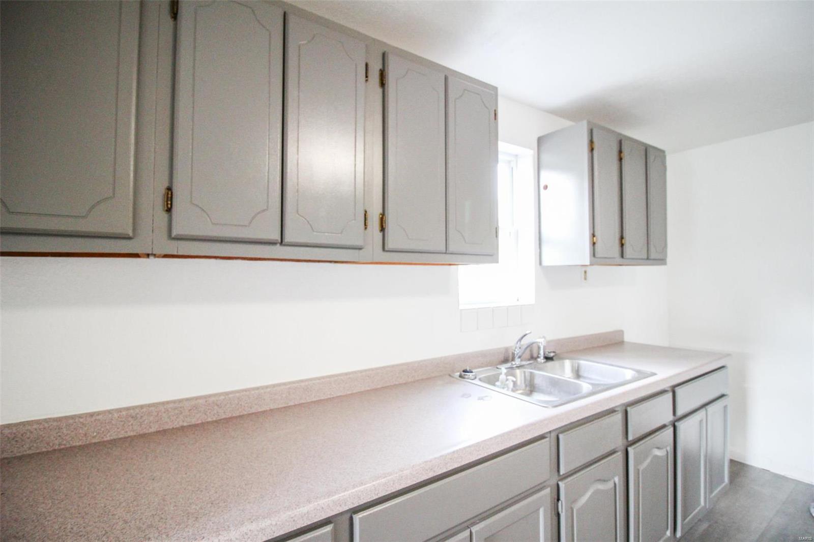 1333 Rhodes Street Granite City, IL 62040 - Photo 6 of 18 Gallery Image 6