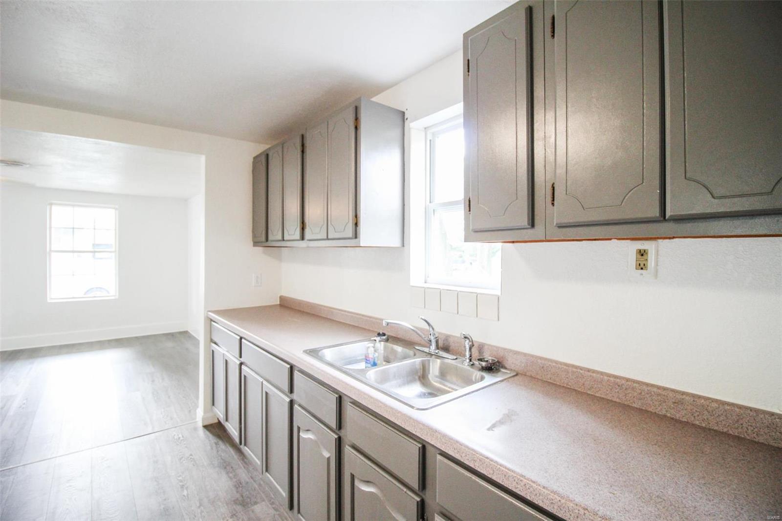 1333 Rhodes Street Granite City, IL 62040 - Photo 7 of 18 Gallery Image 7