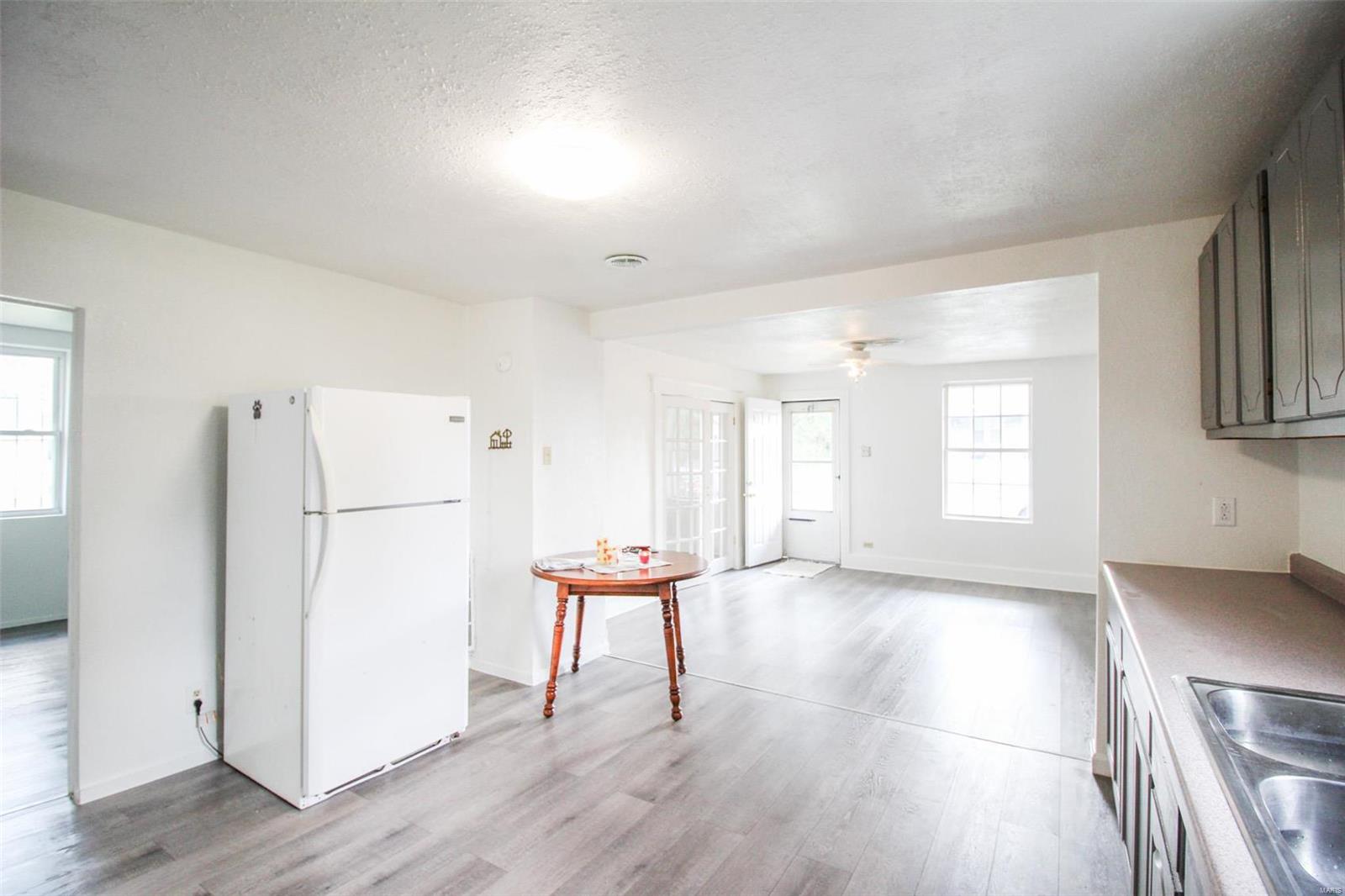 1333 Rhodes Street Granite City, IL 62040 - Photo 9 of 18 Gallery Image 9