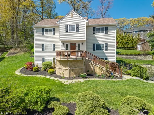 $849,900 | 140 Shady Lane, Randolph, NJ 07869