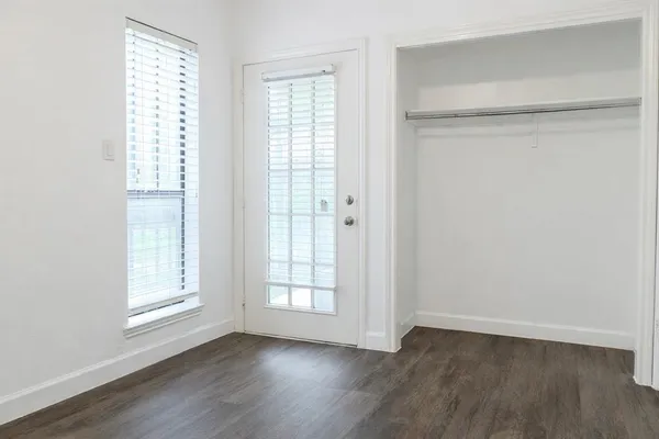 $2,100 | 3105 San Jacinto Street, Unit 117, Dallas, TX 75204