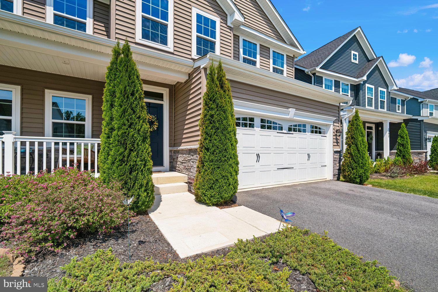 1275 Upper Patuxent Ridge Road Odenton, MD 21113 - Photo 4 of 107 LANDSCAPED WALKWAY WELCOMING YOU HOME