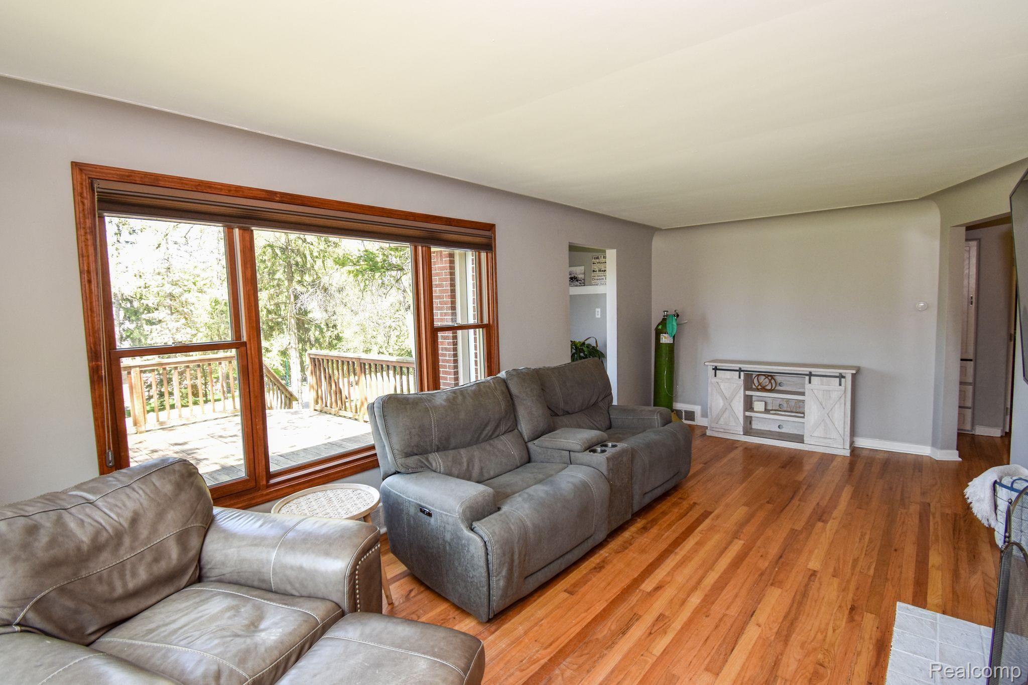 564 Bloomer Ridge Drive Rochester, MI 48307 - Photo 15 of 66 Gallery Image 15