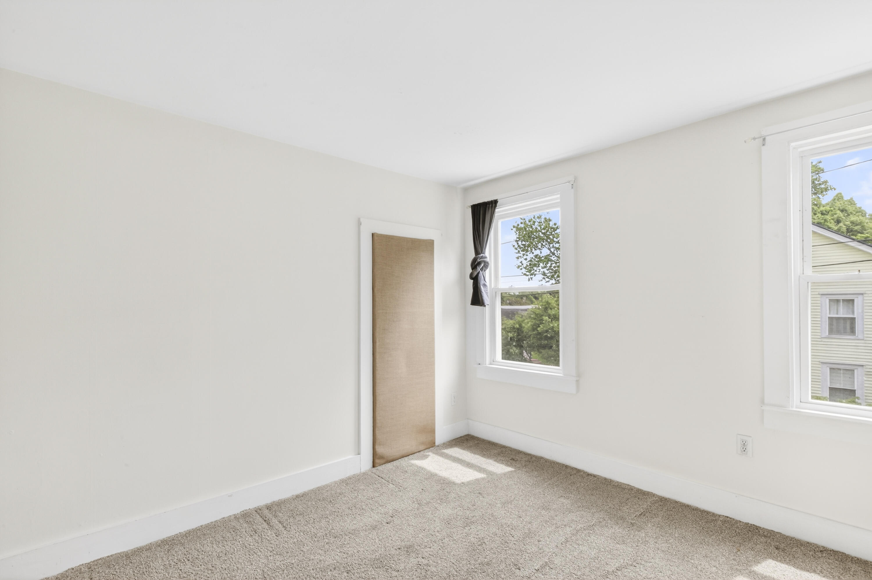 15 Tea Street Rockland, ME 04841 - Photo 21 of 39 28-15TeaStreet-Rockland-KS