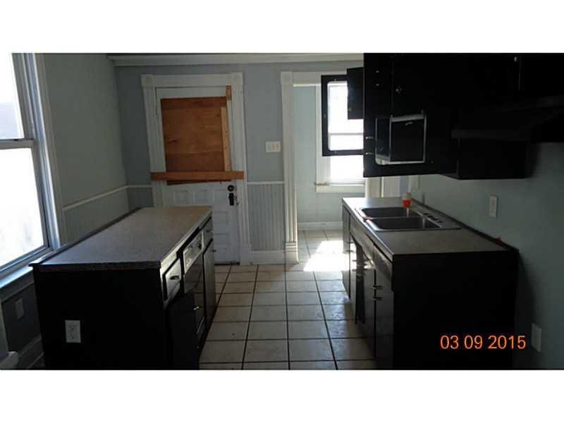 321 Federal Street Butler, PA 16001 - Photo 4 of 17 Kitchen.