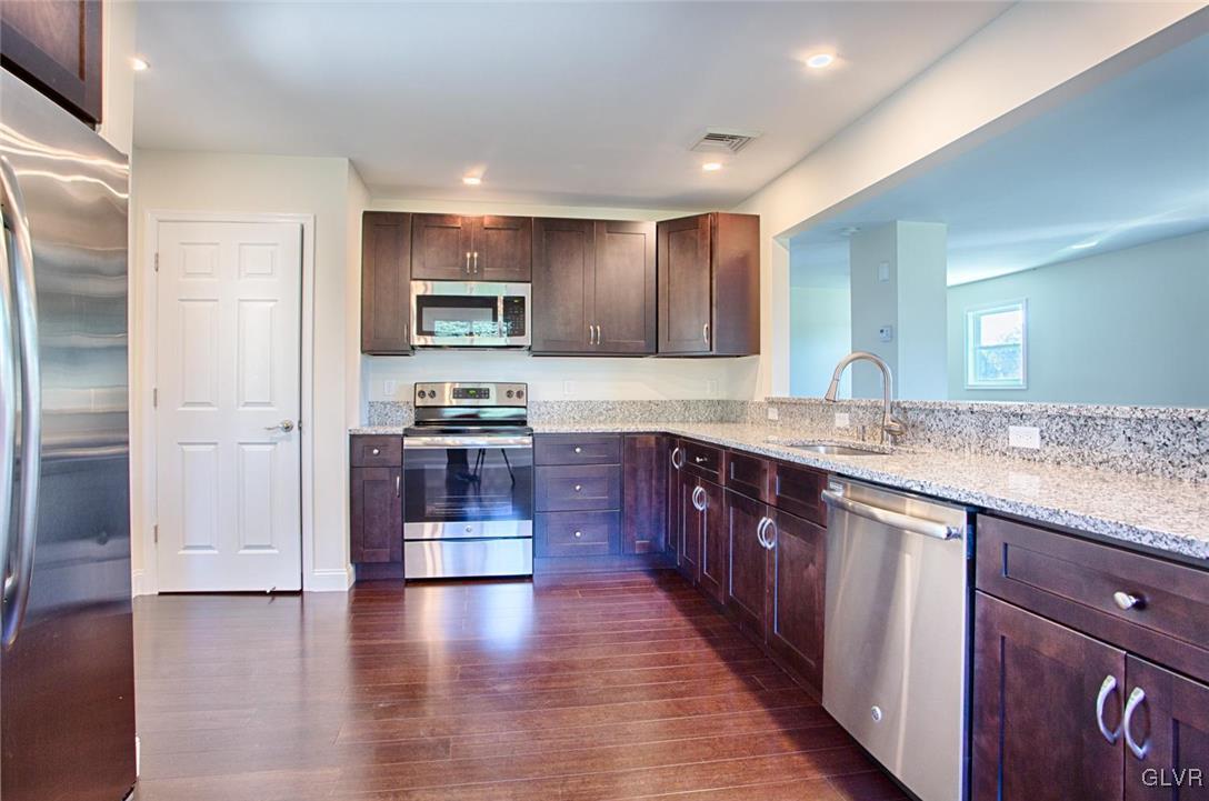 354 Granger Road Northampton, PA 18067 - Photo 4 of 30 Gallery Image 4