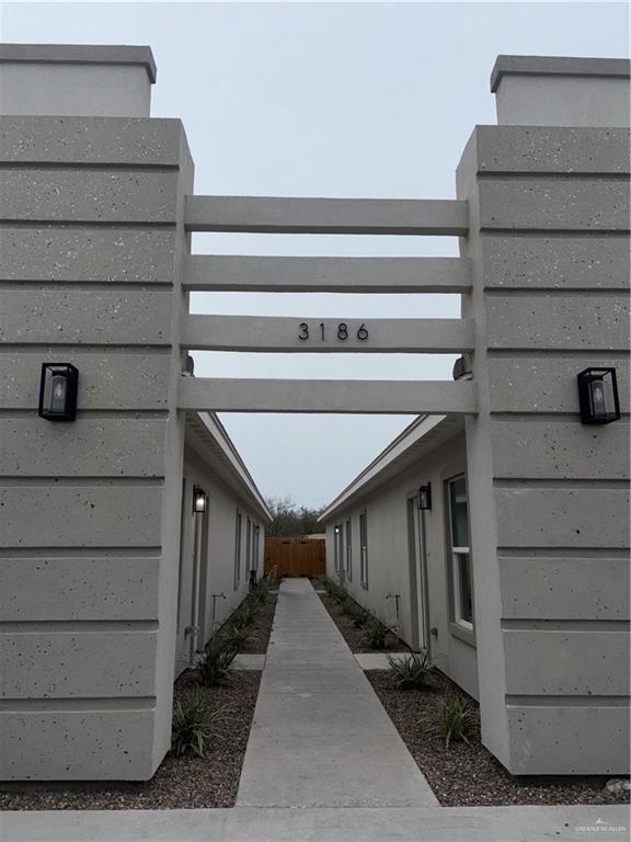 3186 Briggs Road, Unit 2 Weslaco, TX 78596 - Photo 3 of 19 a view of entryway