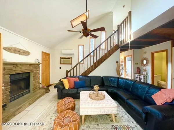 $279,000 | 123 North Fairway Drive, Lake Ariel, PA 18436