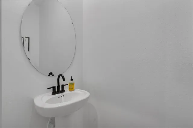 $389,900 | 2552 Chickasaw Plum Loop, Clermont, FL 34711