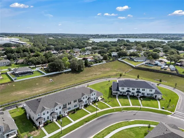 $389,900 | 2552 Chickasaw Plum Loop, Clermont, FL 34711