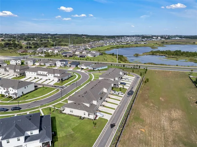 $389,900 | 2552 Chickasaw Plum Loop, Clermont, FL 34711