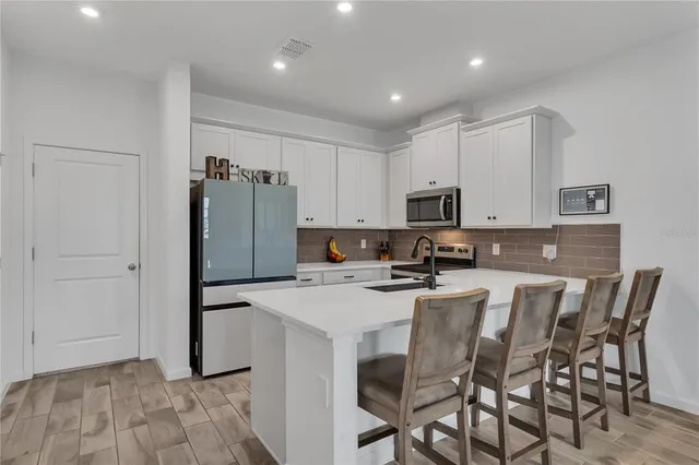 $389,900 | 2552 Chickasaw Plum Loop, Clermont, FL 34711