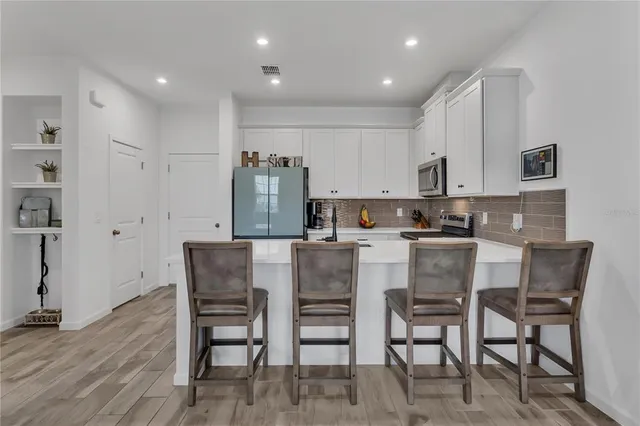 $389,900 | 2552 Chickasaw Plum Loop, Clermont, FL 34711