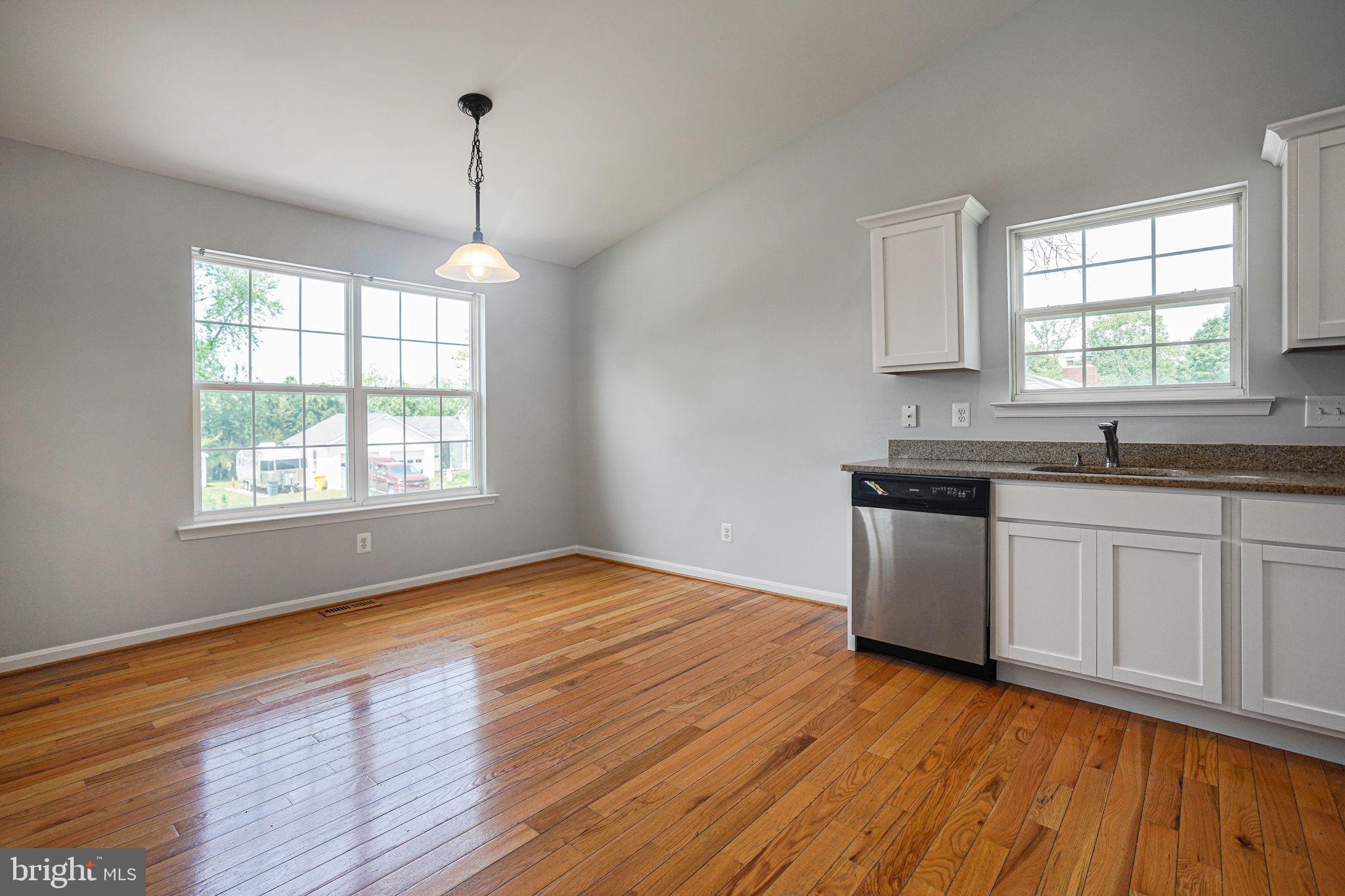 115 Meadow Road Pasadena, MD 21122 - Photo 22 of 77 Dining Area