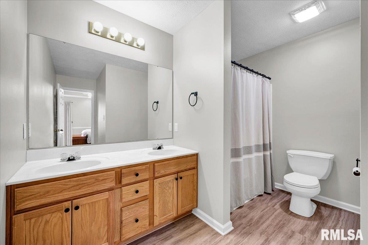 1930 Cobblestone Washington, IL 61571 - Photo 14 of 46