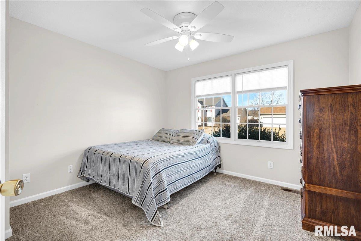 1930 Cobblestone Washington, IL 61571 - Photo 15 of 46