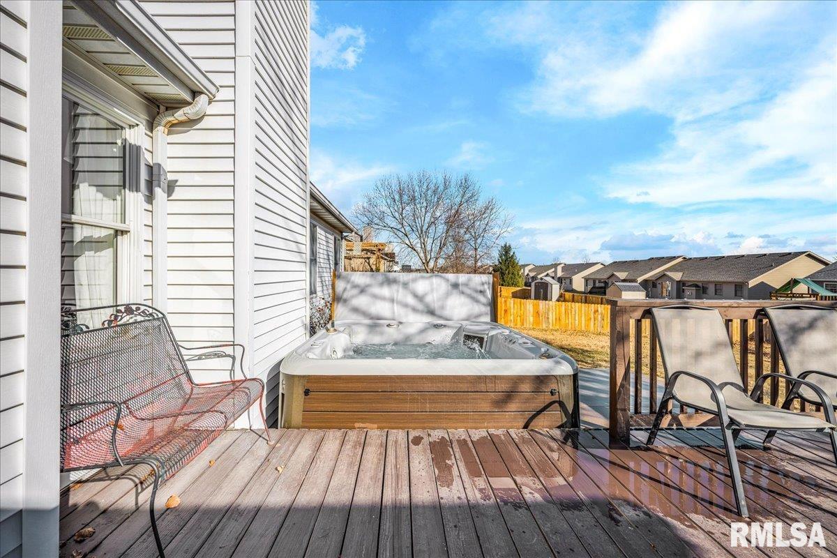 1930 Cobblestone Washington, IL 61571 - Photo 27 of 46