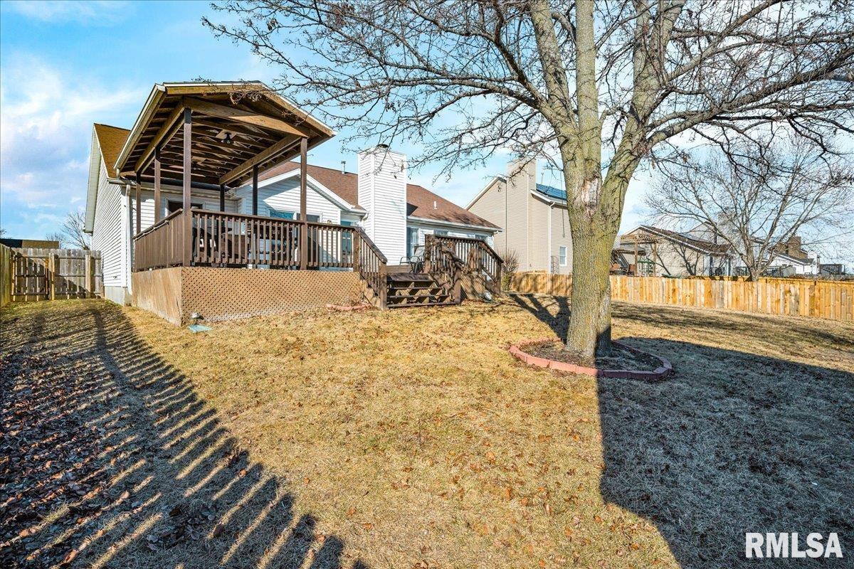 1930 Cobblestone Washington, IL 61571 - Photo 31 of 46