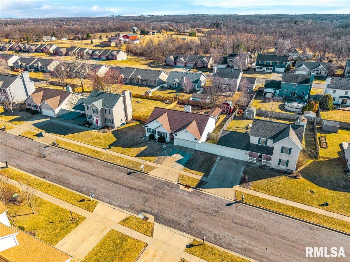 1930 Cobblestone Washington, IL 61571 - Photo 35 of 46