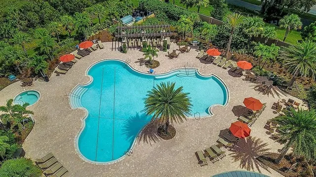 $470,000 | 5617 Maidenstone Way, Palmetto, FL 34221