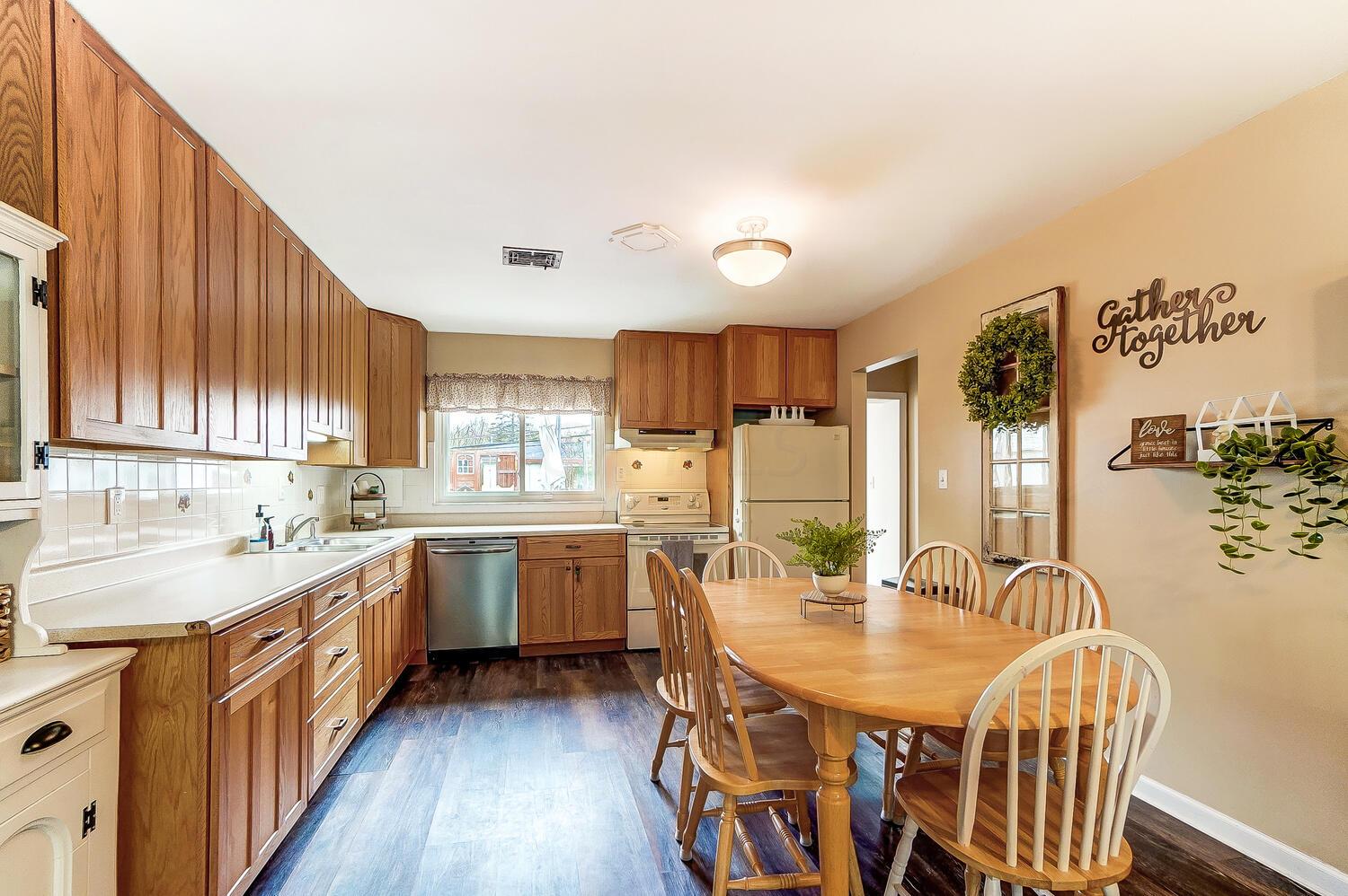 5405 Darcy Road Columbus, OH 43229 - Photo 13 of 48 50035873-013_web