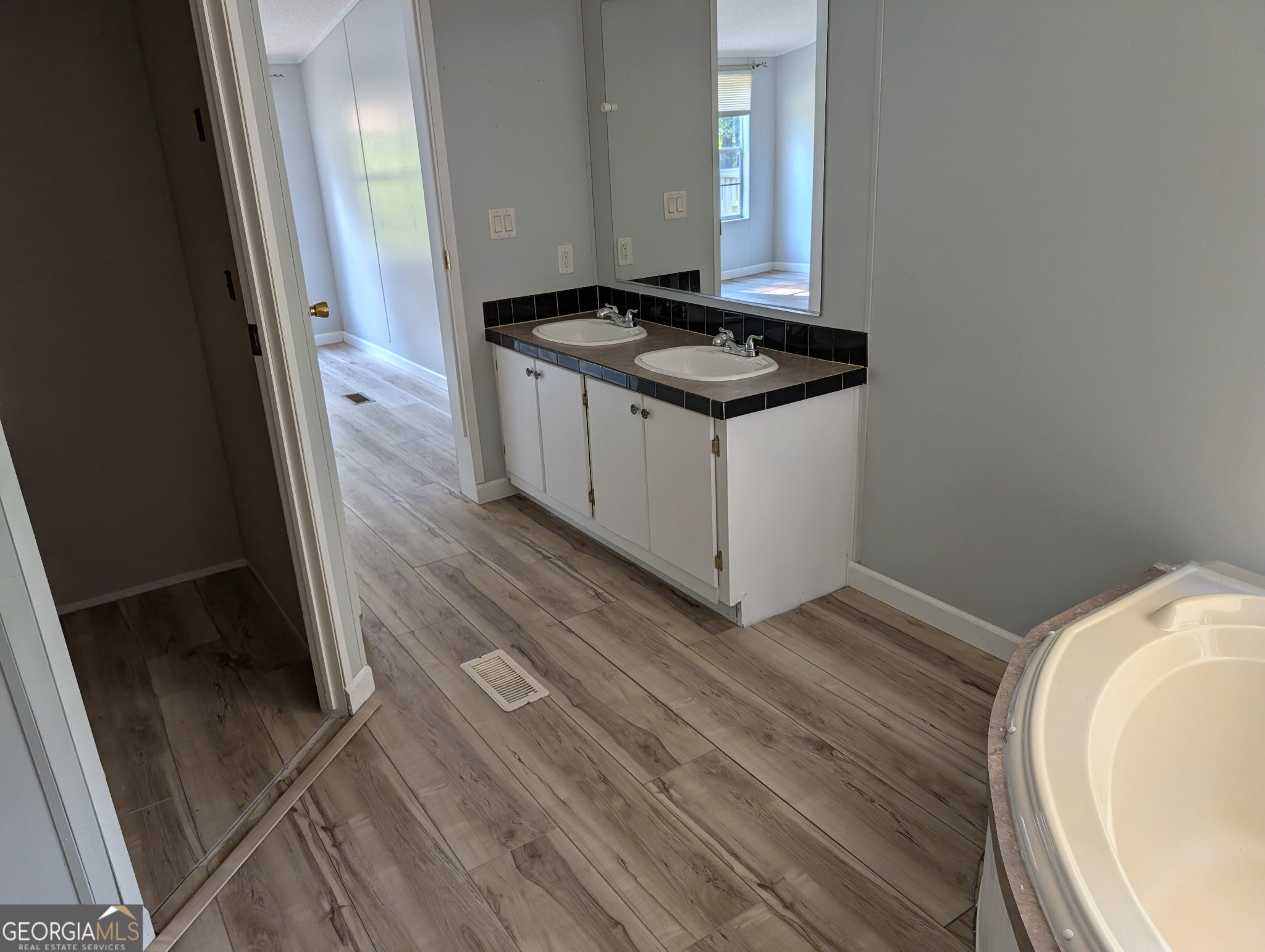 103 Silver Dollar Road Barnesville, GA 30204 - Photo 13 of 16