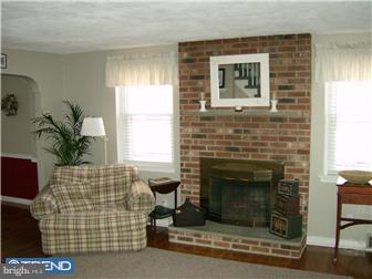 317 Pomeroy Street Ridley Park, PA 19078 - Photo 2 of 12 Gallery Image 2