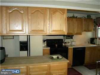 317 Pomeroy Street Ridley Park, PA 19078 - Photo 5 of 12 Gallery Image 5