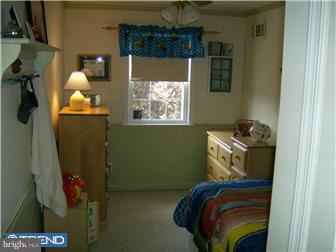 317 Pomeroy Street Ridley Park, PA 19078 - Photo 9 of 12 Gallery Image 9