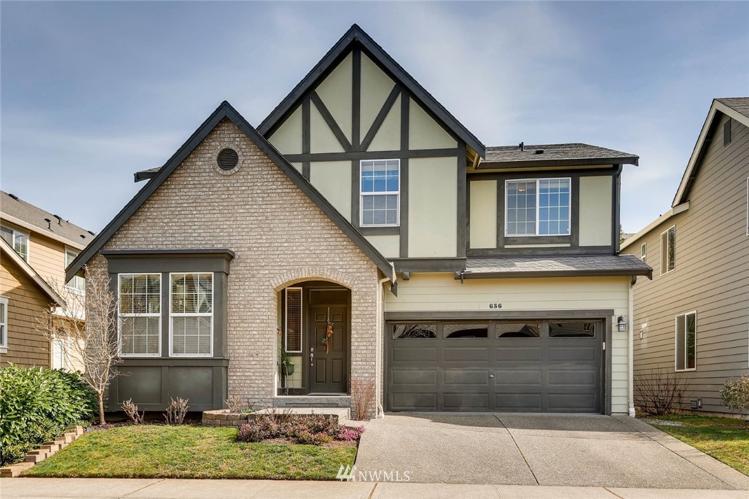 656 Lyons Avenue Northeast Renton, WA 98059 - Photo 1 of 25