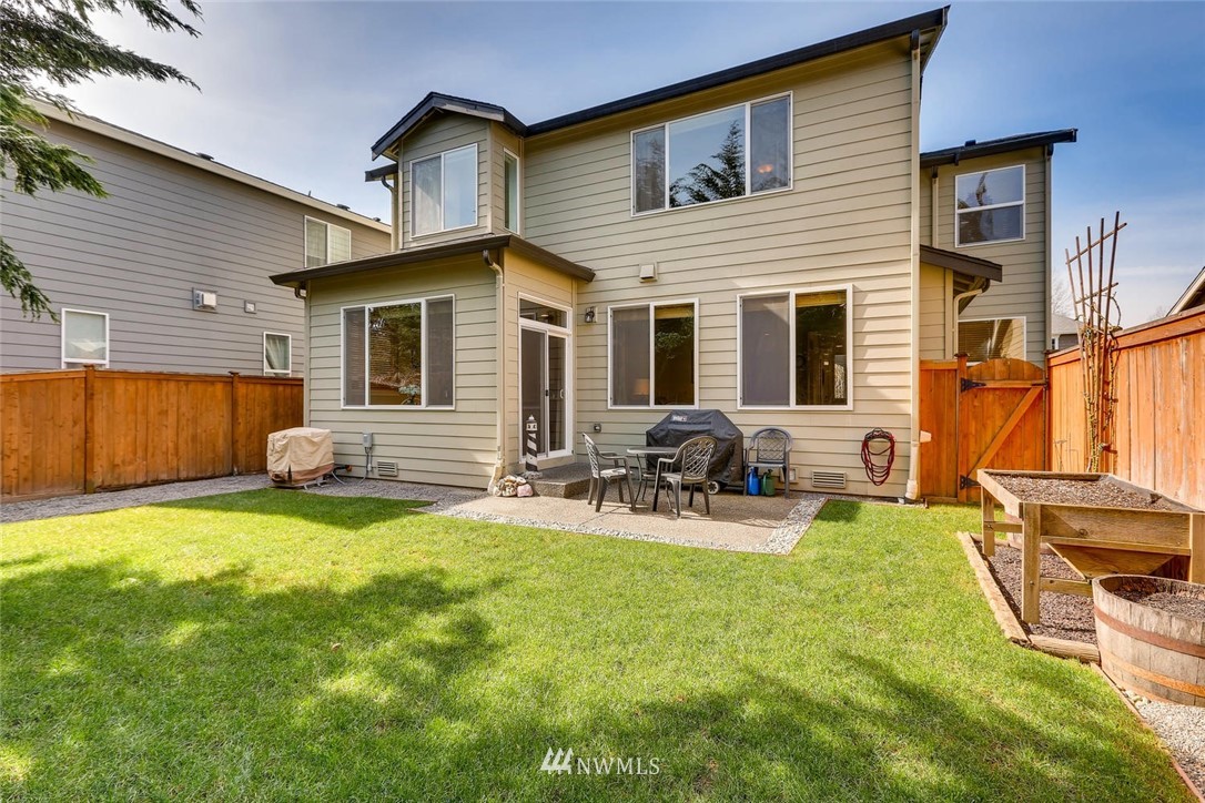 656 Lyons Avenue Northeast Renton, WA 98059 - Photo 22 of 25