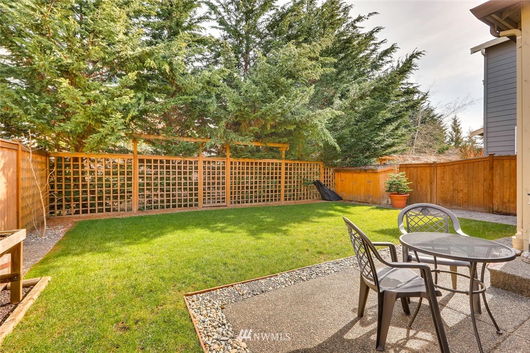 656 Lyons Avenue Northeast Renton, WA 98059 - Photo 23 of 25