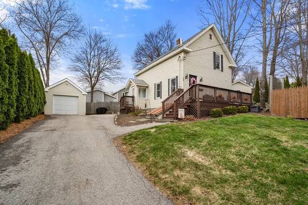 $549,900 | 10 Cedar Street, Hudson, MA 01749