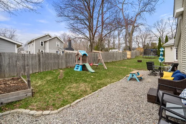 $549,900 | 10 Cedar Street, Hudson, MA 01749