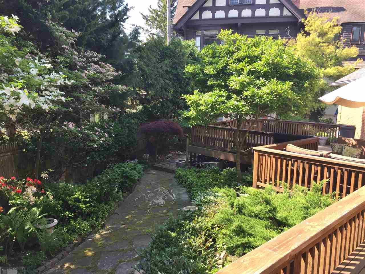 23 Beacon Hill Road Grosse Pointe Farms, MI 48236 - Photo 30 of 33