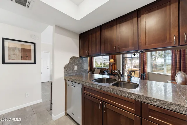 $250,000 | 145 North 74th Street, Unit 212, Mesa, AZ 85207