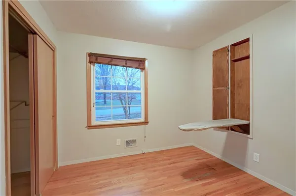$260,000 | 3613 Randall Drive, Independence, MO 64055