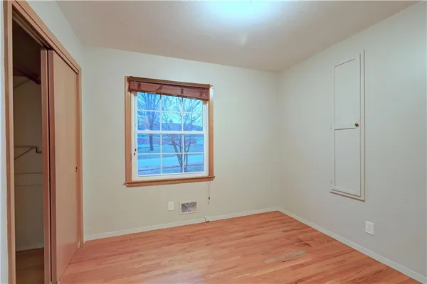 $260,000 | 3613 Randall Drive, Independence, MO 64055