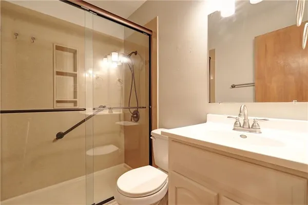 $260,000 | 3613 Randall Drive, Independence, MO 64055