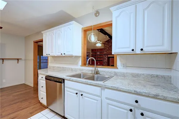 $260,000 | 3613 Randall Drive, Independence, MO 64055