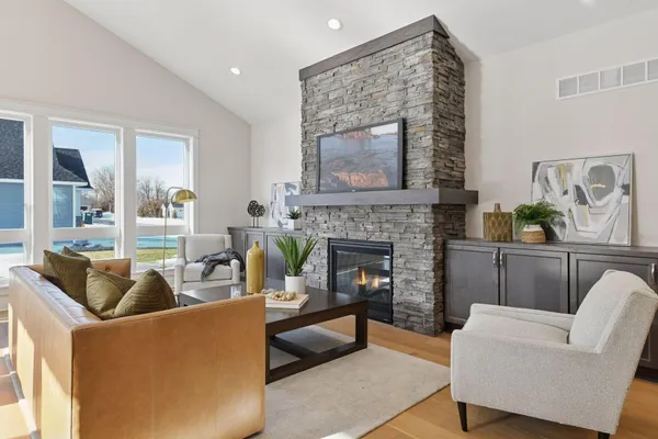 $484,250 | 13091 13th Avenue South, Zimmerman, MN 55398