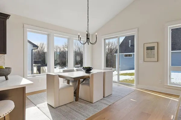 $484,250 | 13091 13th Avenue South, Zimmerman, MN 55398