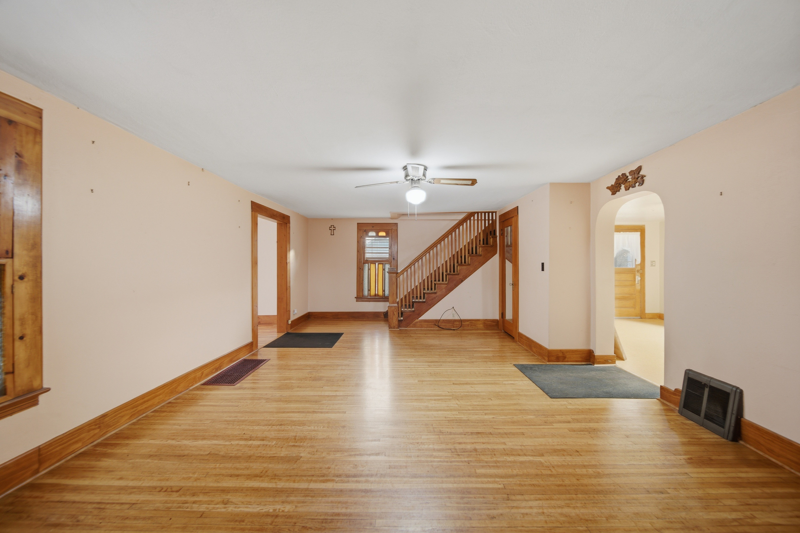 599 Palmyra Road Dixon, IL 61021 - Photo 9 of 34 a view of an entryway with wooden floor