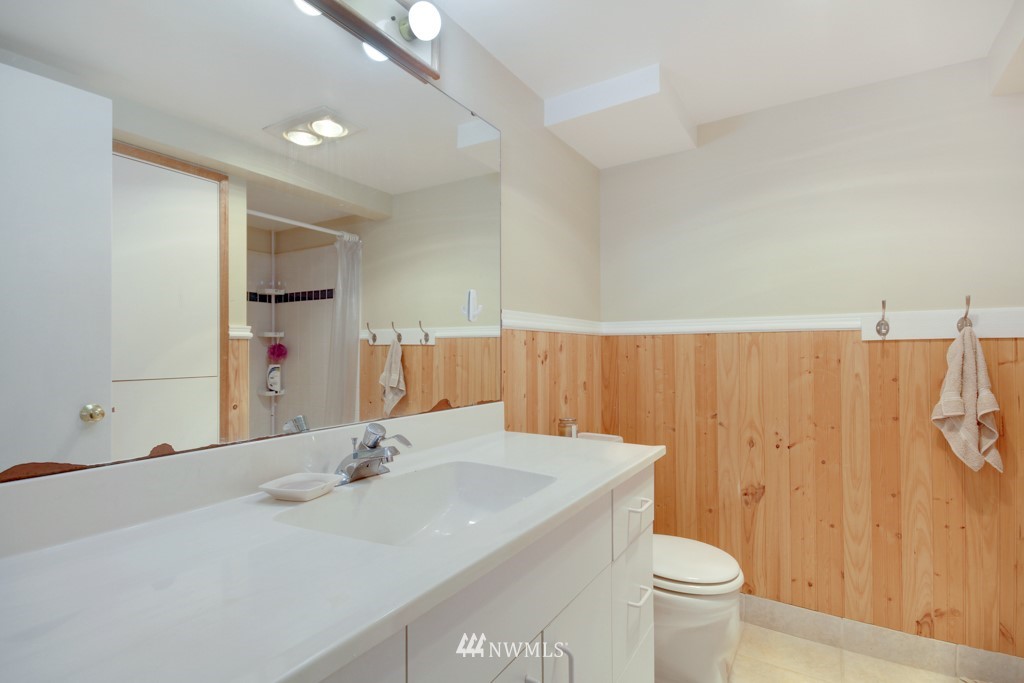 4212 Robin Road West University Place, WA 98466 - Photo 15 of 19 Gallery Image 15