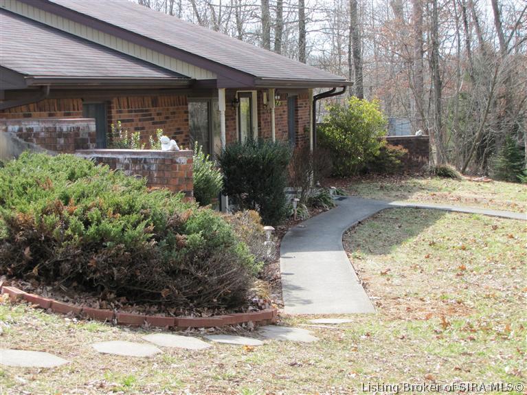 175 Wiseman Road Southeast Corydon, IN 47112 - Photo 5 of 24 Gallery Image 5