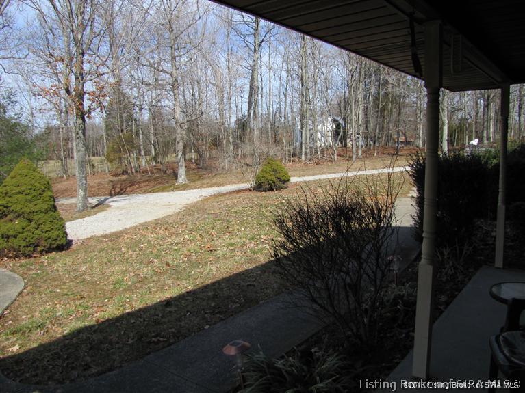 175 Wiseman Road Southeast Corydon, IN 47112 - Photo 10 of 24 Gallery Image 10