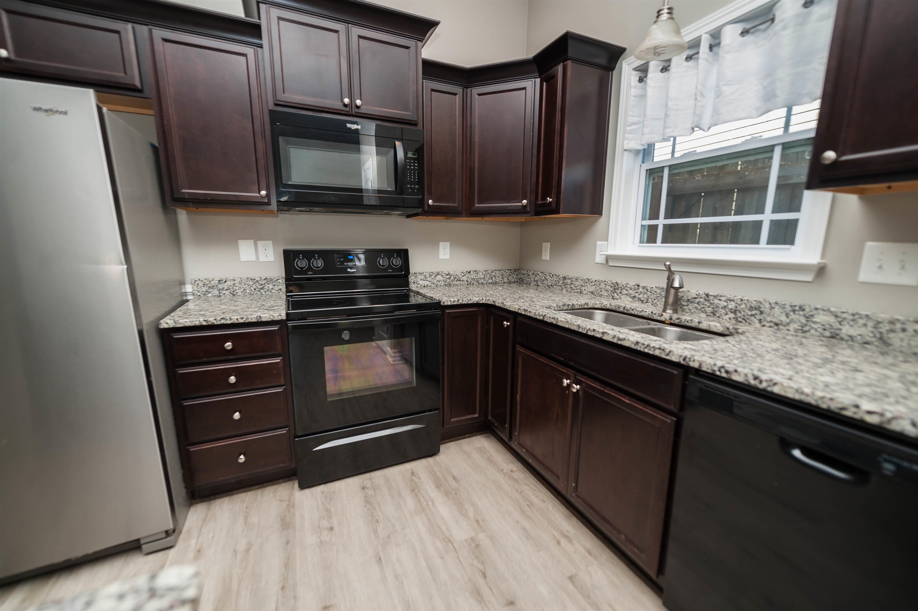 310 Highland Springs Loop Inman, SC 29349 - Photo 10 of 33