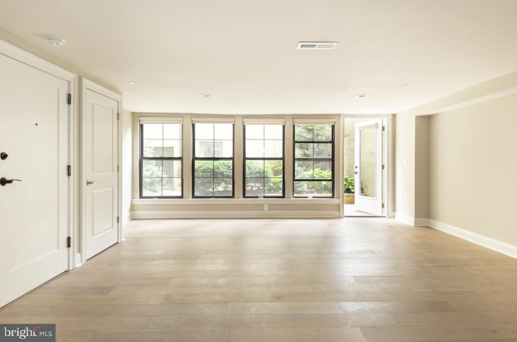 33 Letitia Street, Unit 101 Philadelphia, PA 19106 - Photo 27 of 52 Gallery Image 27