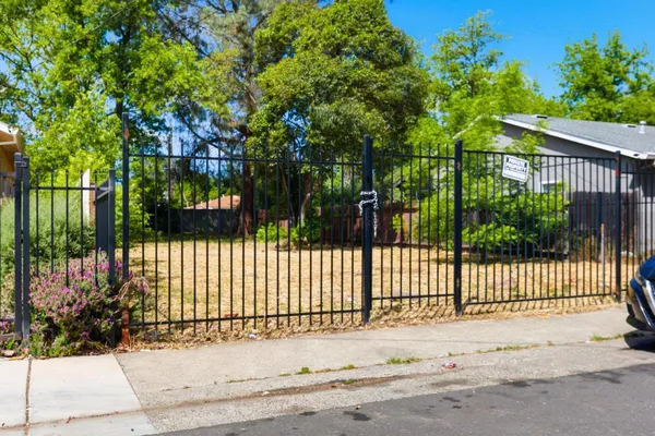 $134,000 | 4046 43rd Street, Sacramento, CA 95820